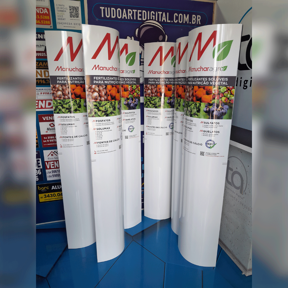 Totem Display Elíptico